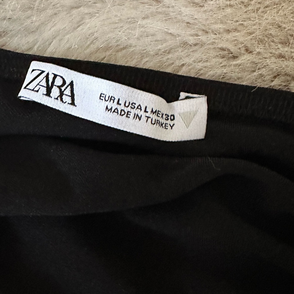 Zara Ruched Crop Top - Picture 4 of 4